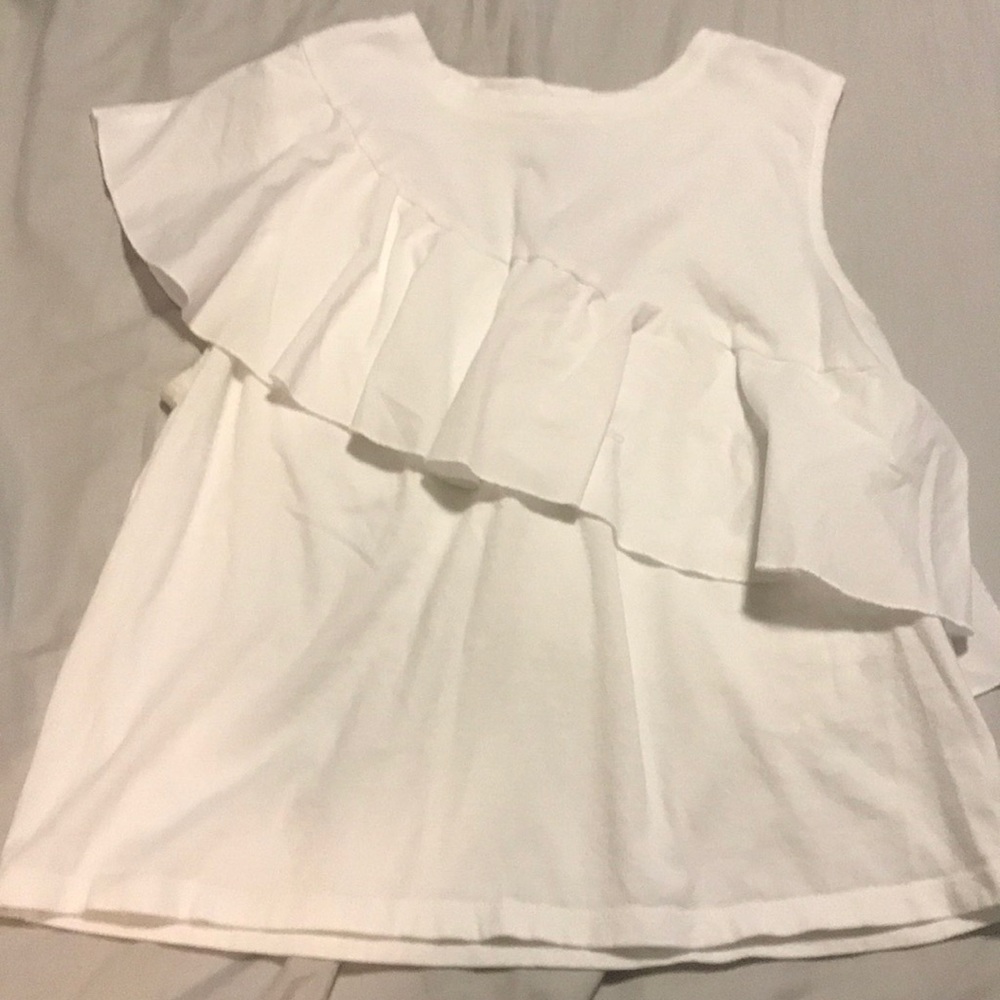 Ruffle tank